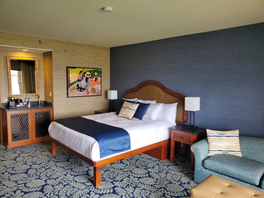 Catamaran Resort and Spa - photo 2