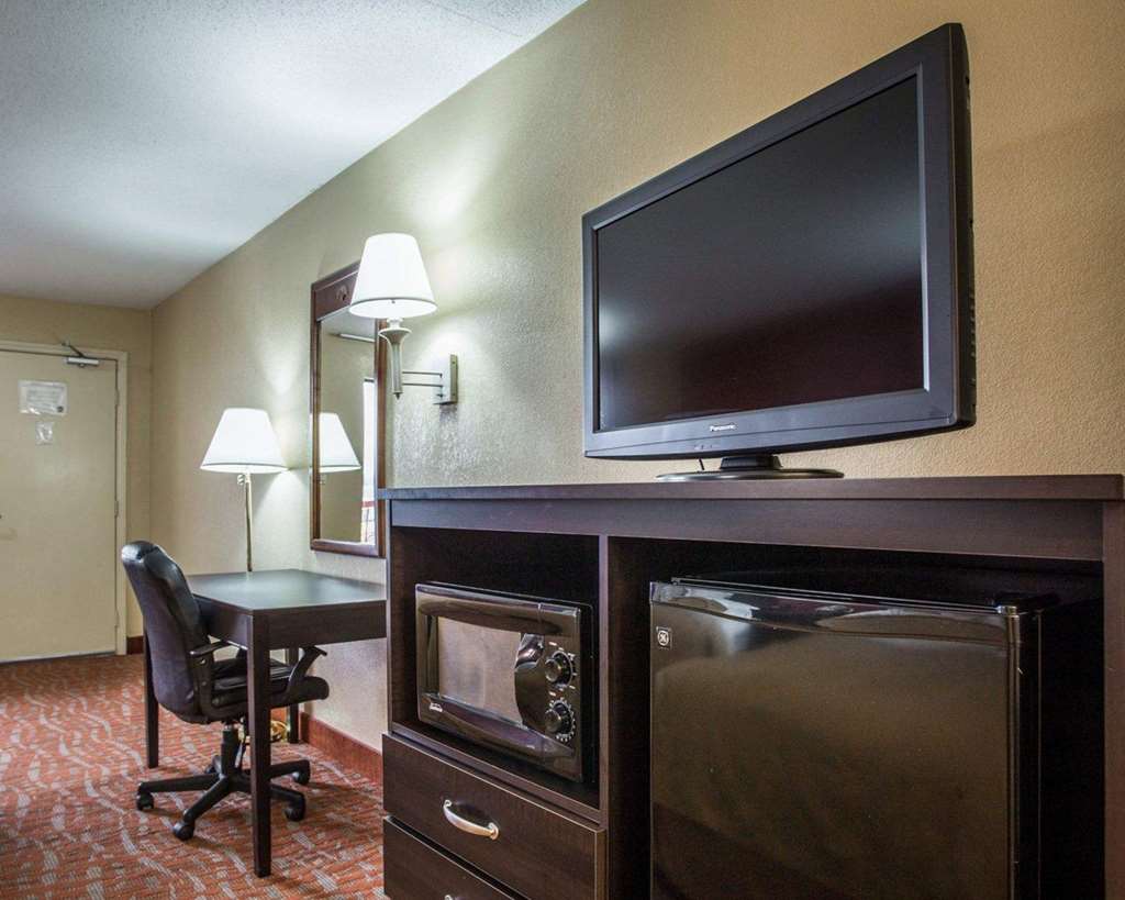 Quality Inn & Suites Monroe - photo 14