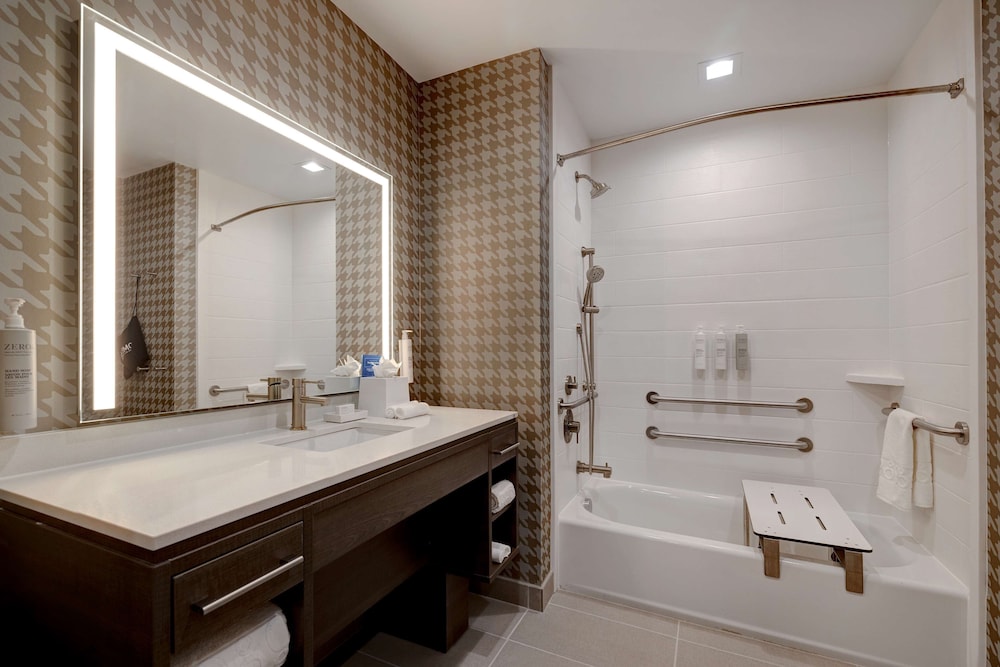 Home2 Suites by Hilton Galveston - photo 36
