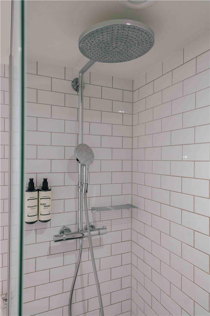 Penta Leipzig bathroom dpi