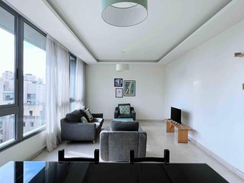 Modern 3BR Apt next to Hotel Dieu — 4-Star Luxury Hotel in Beirut, Lebanon