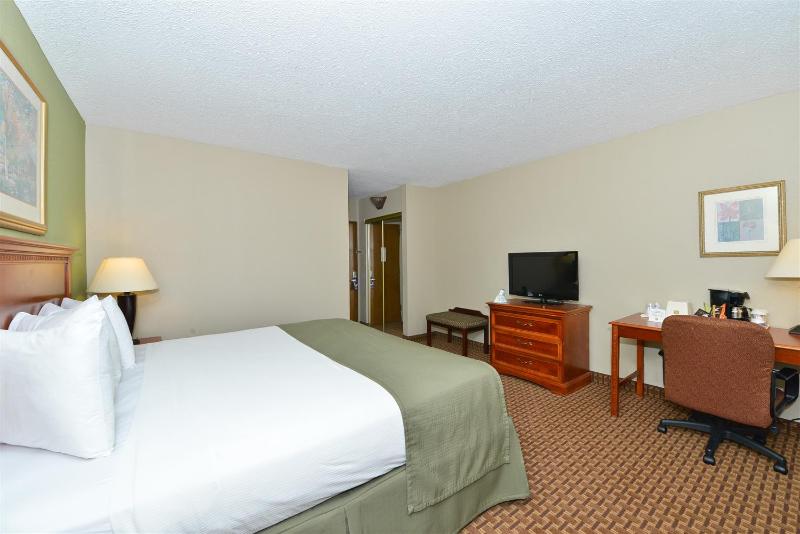 SureStay Plus Hotel by Best Western Raleigh North Downtown - photo 27