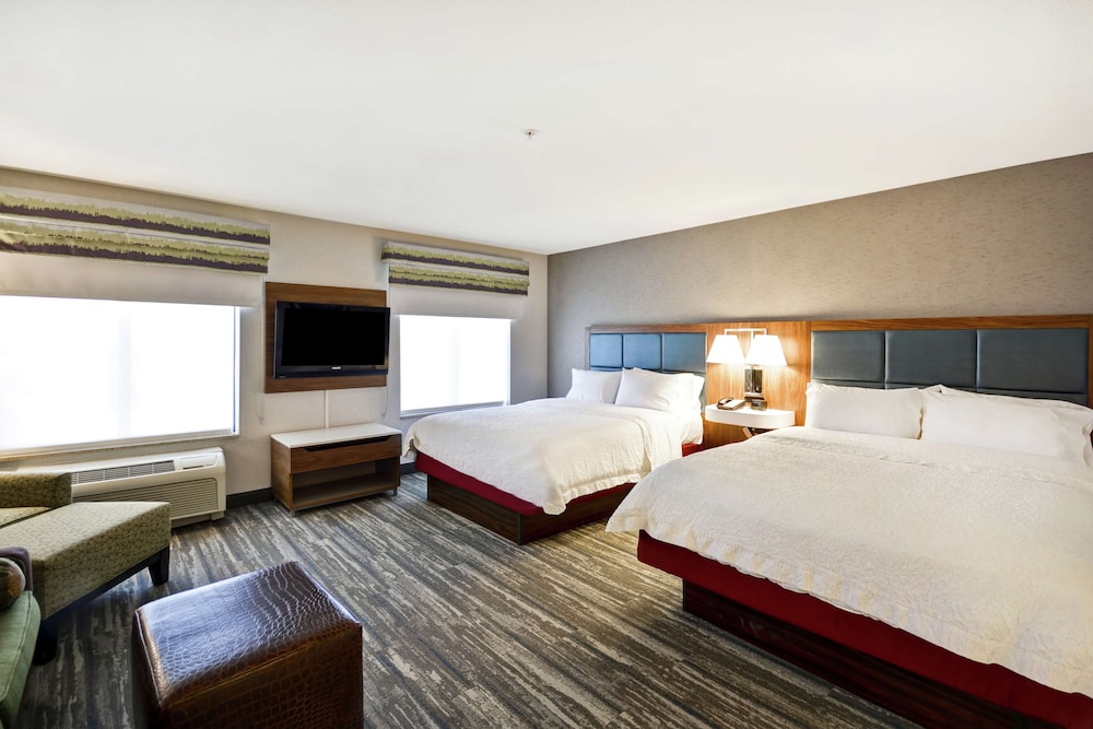 Hampton Inn & Suites Yuma - photo 25
