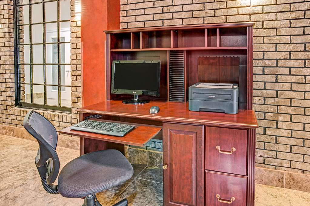Ramada by Wyndham Murfreesboro - photo 16
