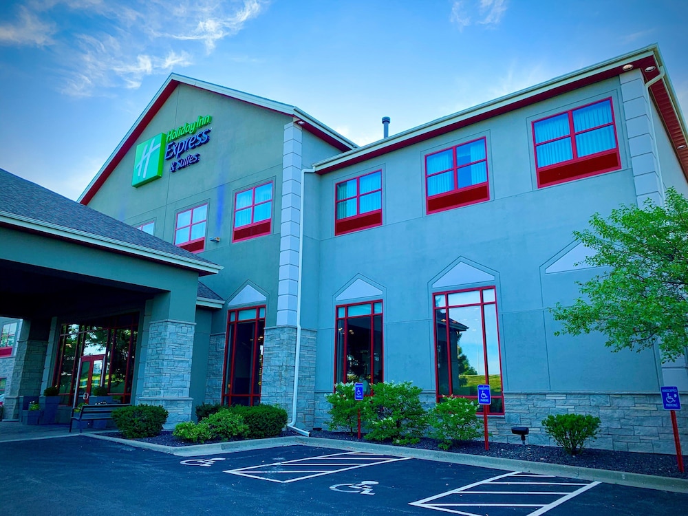 Holiday Inn Express Hotel & Suites Olathe North by IHG - featured photo