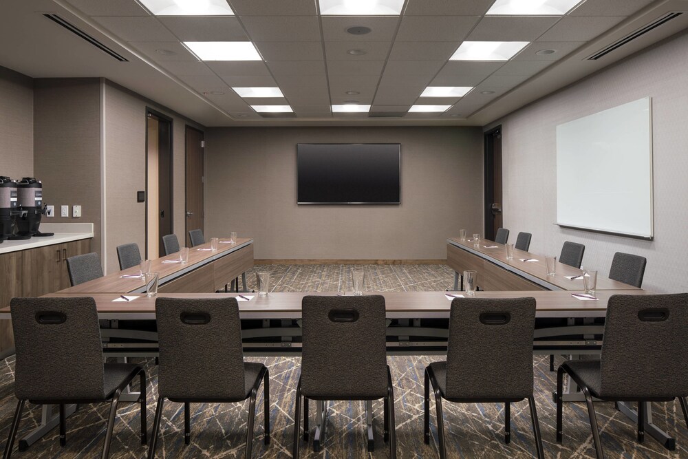 Residence Inn by Marriott Boulder Canyon Boulevard - photo 37