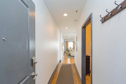 Spacious Penthouse ON the Broadway Strip — 4-Star Luxury Hotel in Nashville, United States