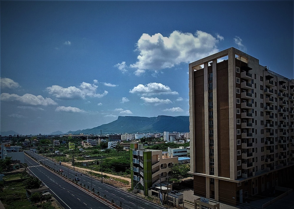 Starlit Suites Tirupati — hotel in Tirupati