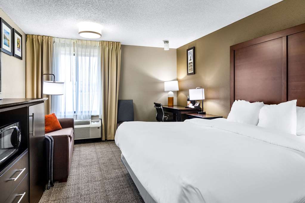 Comfort Inn Evansville East - photo 20
