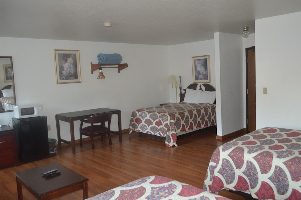 American Elite Inn - photo 40