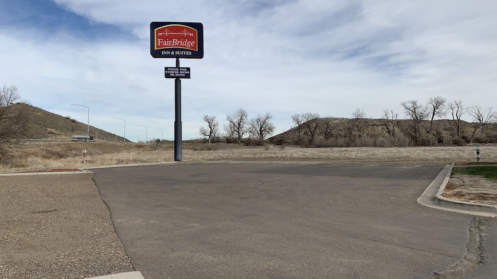 Fairbridge Inn & Suites Miles City - photo 66