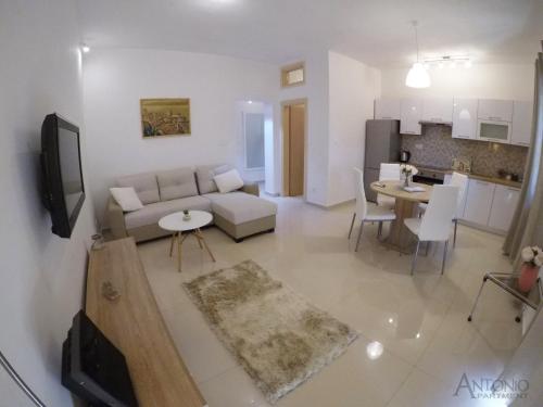 Antonio — 4-Star Luxury Hotel in Sibenik, Croatia