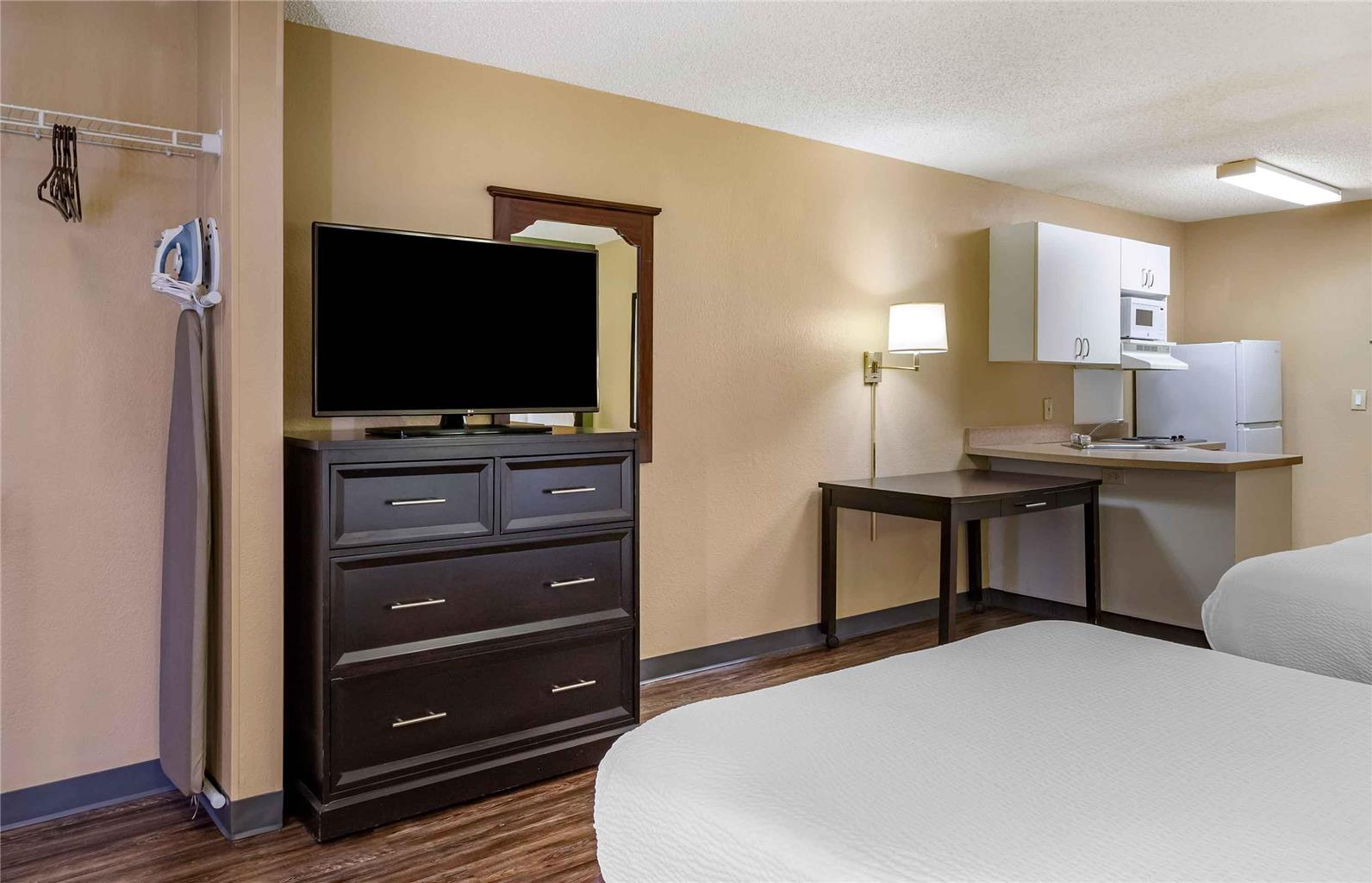 Extended Stay America Suites Houston Westchase Richmond - photo 30