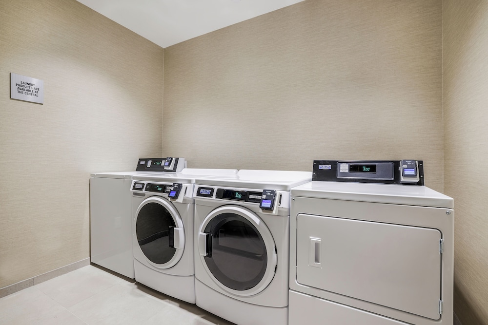 Home2 Suites by Hilton Madison East - photo 23