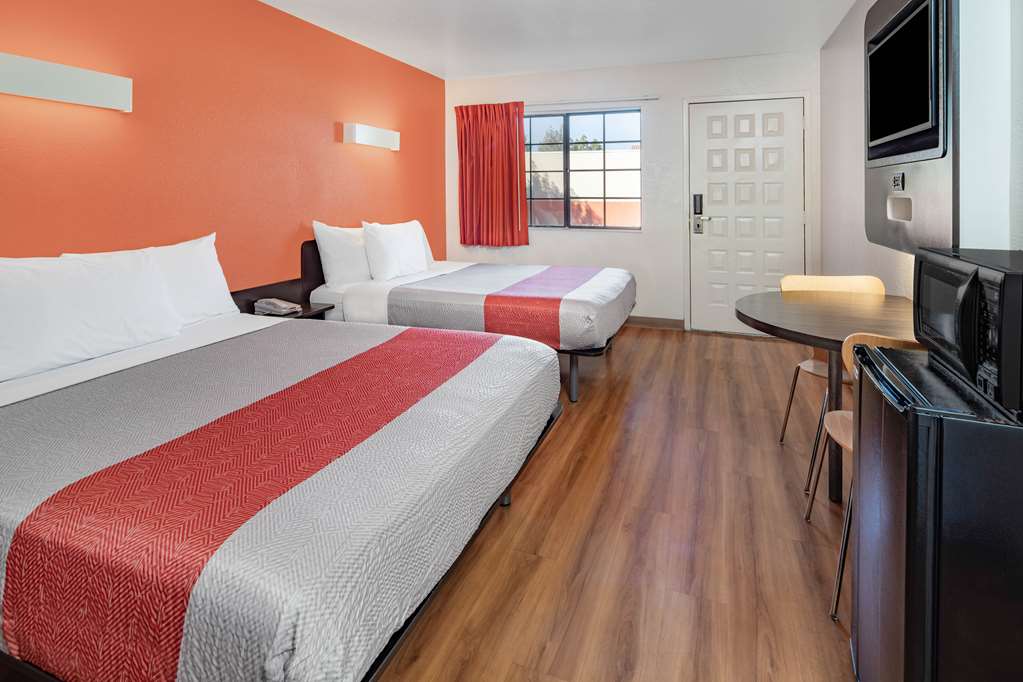Motel 6 Thousand Oaks CA - photo 12