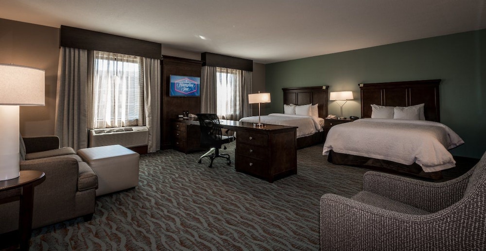 Hampton Inn & Suites Gulfport I 10 - photo 9