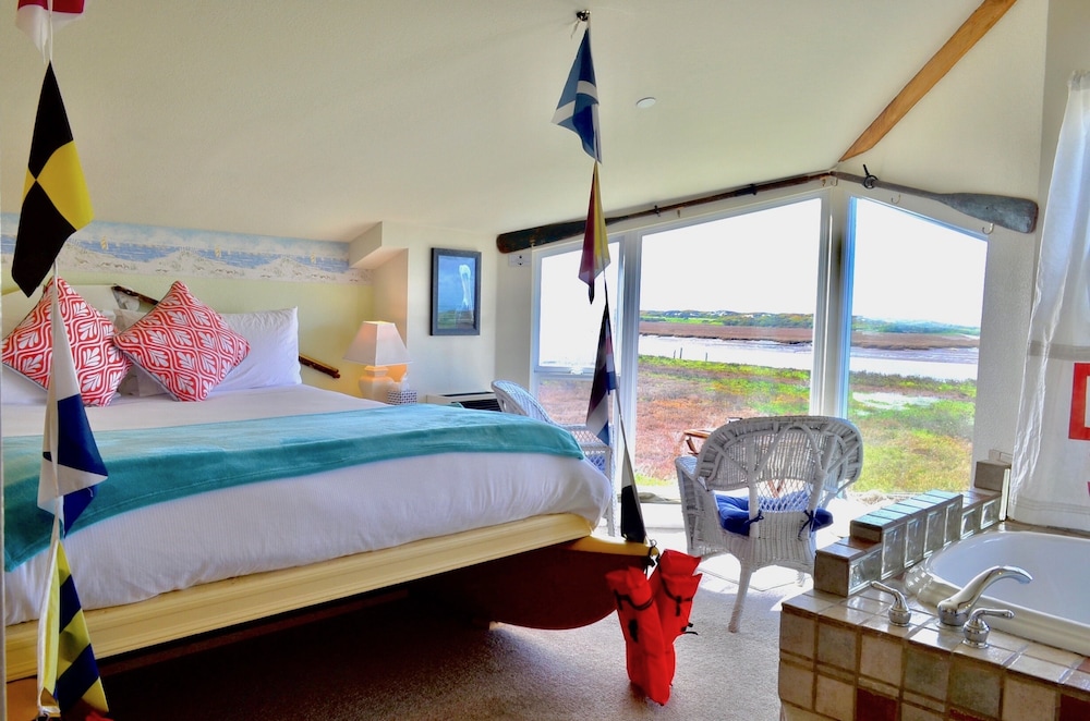 Captain's Inn at Moss Landing - photo 31