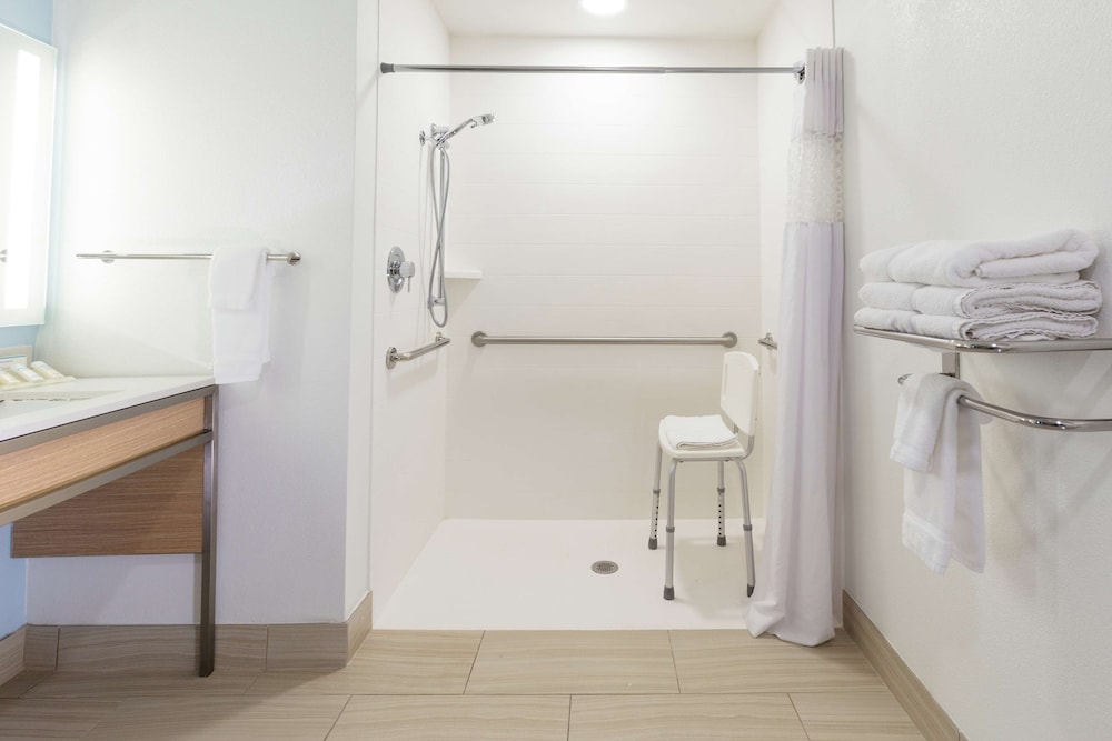Hilton Garden Inn St. Augustine Beach - photo 34