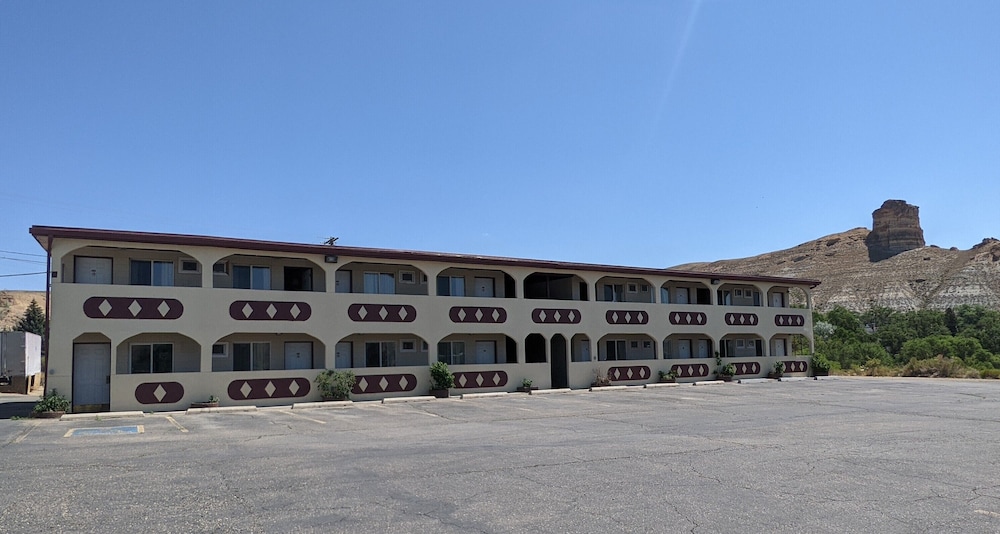 Western Inn - featured photo