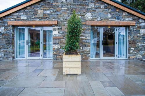 Suite 2 Sleeping Giant Hotel Pen Y Cae Inn in Brecon, United Kingdom