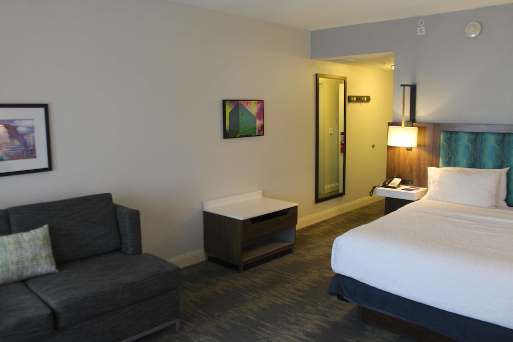 Hampton Inn & Suites Sarasota Bradenton Airport FL - photo 46