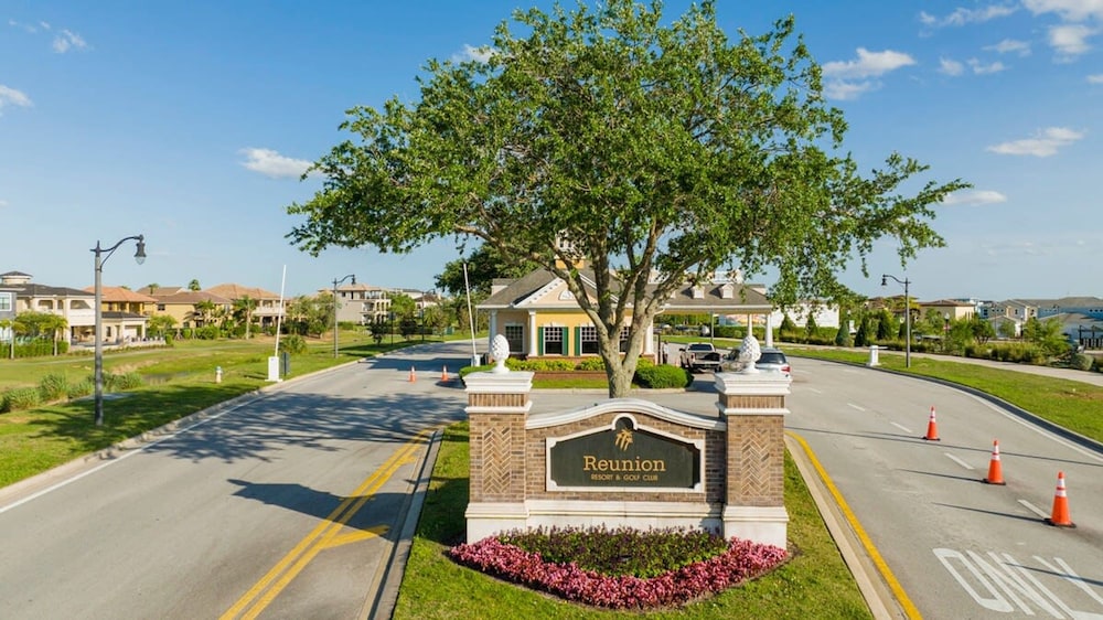 Gorgeous 4Bd Close to Disney With Spa at Reunion Resort 1552 - photo 29