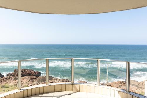 Santorini 401A — 4-Star Luxury Hotel in Margate, South Africa
