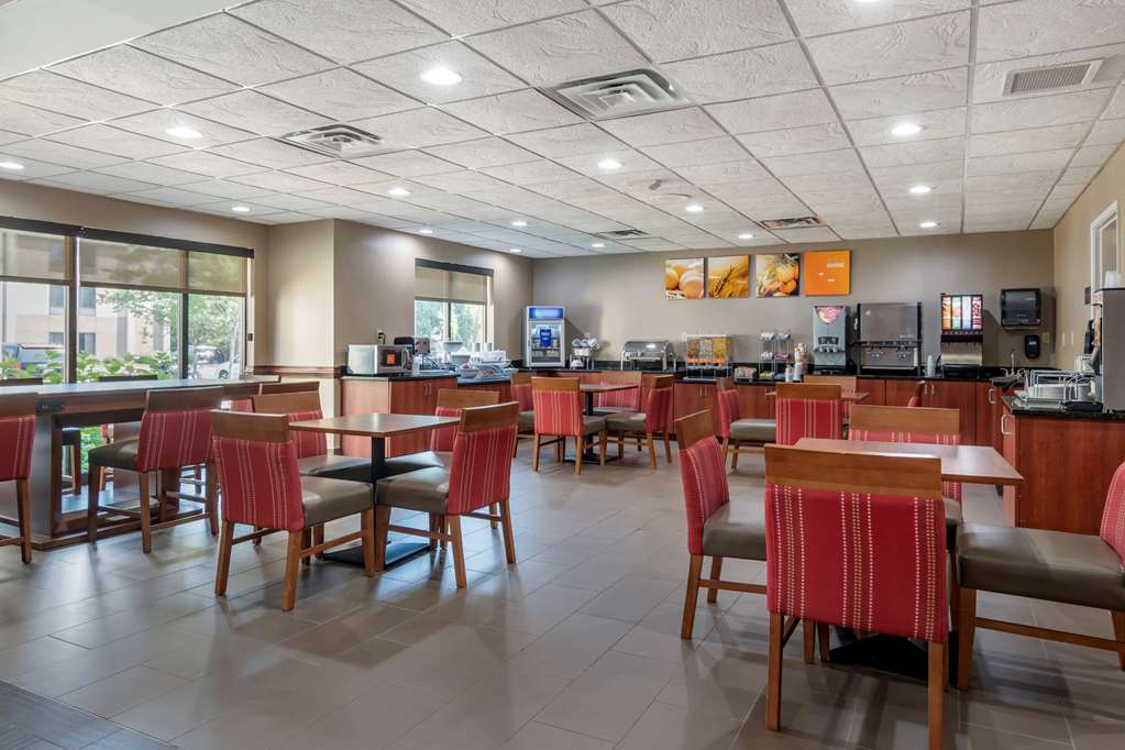 Comfort Suites Woodstock Atlanta North - photo 48