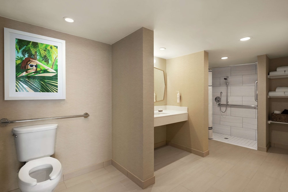 Embassy Suites by Hilton Deerfield Beach Resort & Spa - photo 47