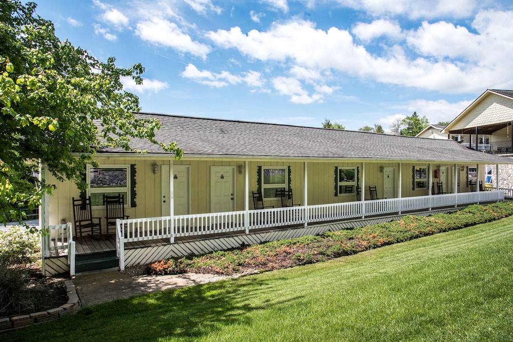 Boxwood Lodge - photo 58