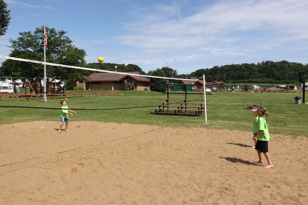 Neshonoc Lakeside Camping Resort - photo 45