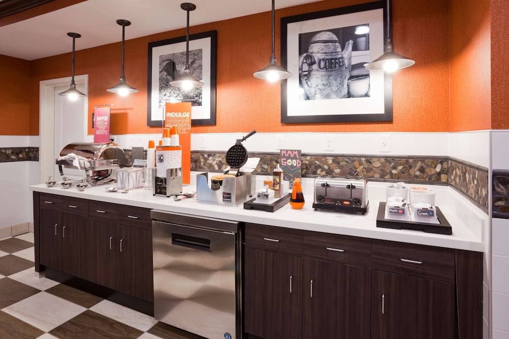 Hampton Inn Minneapolis Bloomington West - photo 29