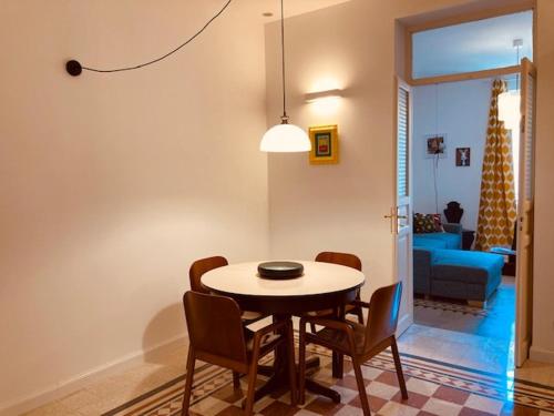 Faboulous Flat — 4-Star Luxury Hotel in Palermo, Italy
