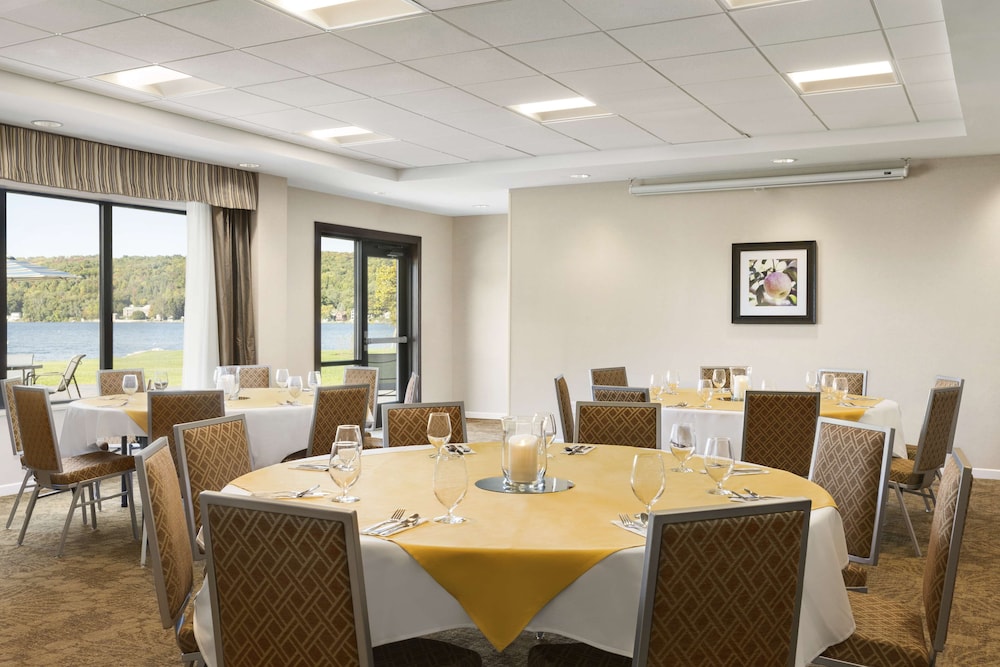 Hampton Inn Penn Yan - photo 53
