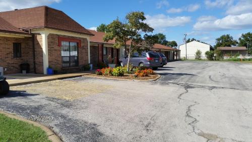 Land of Ahs Motor Inn - photo 5