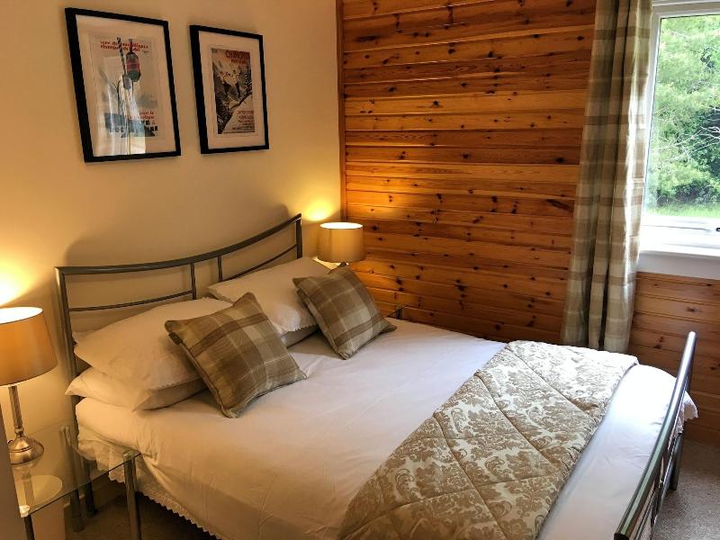 Jasmine Lodge — 4-Star Luxury Hotel in Keith, United Kingdom