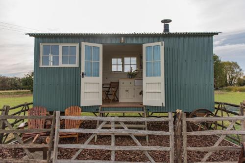 Romney Marsh Huts by Bloom Stays in Ashford, United Kingdom