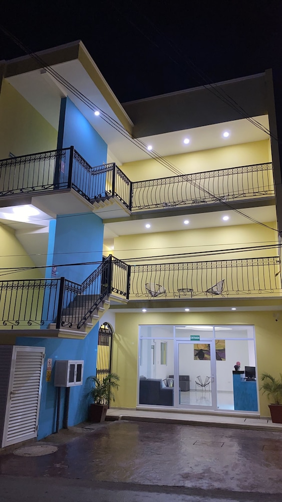 Hotel La Ceiba - last minute hotel in Calkini