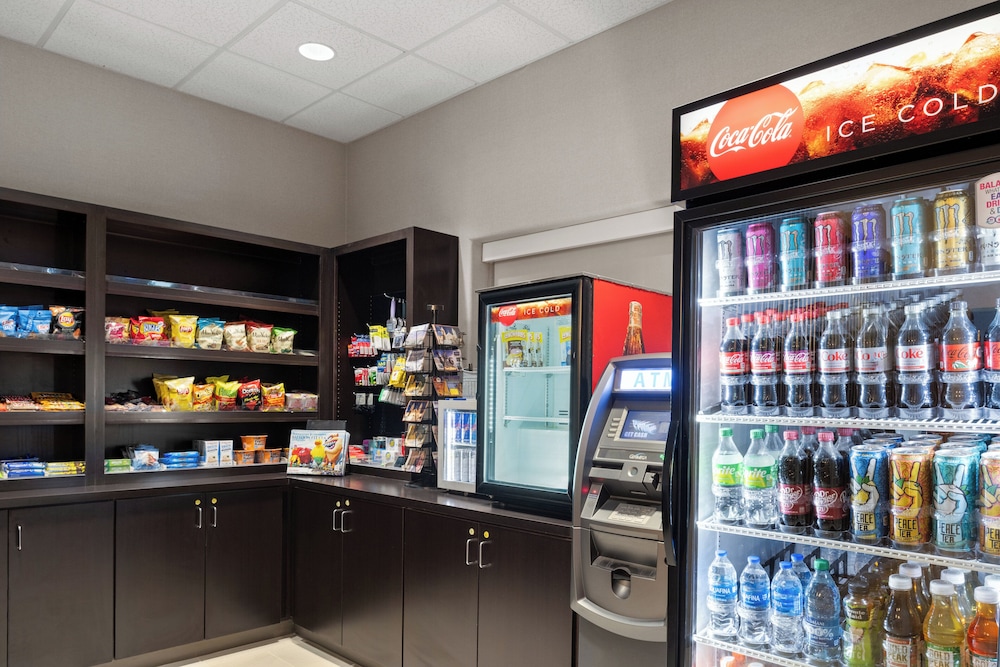 Holiday Inn & Suites Albuquerque Airport by IHG - photo 22