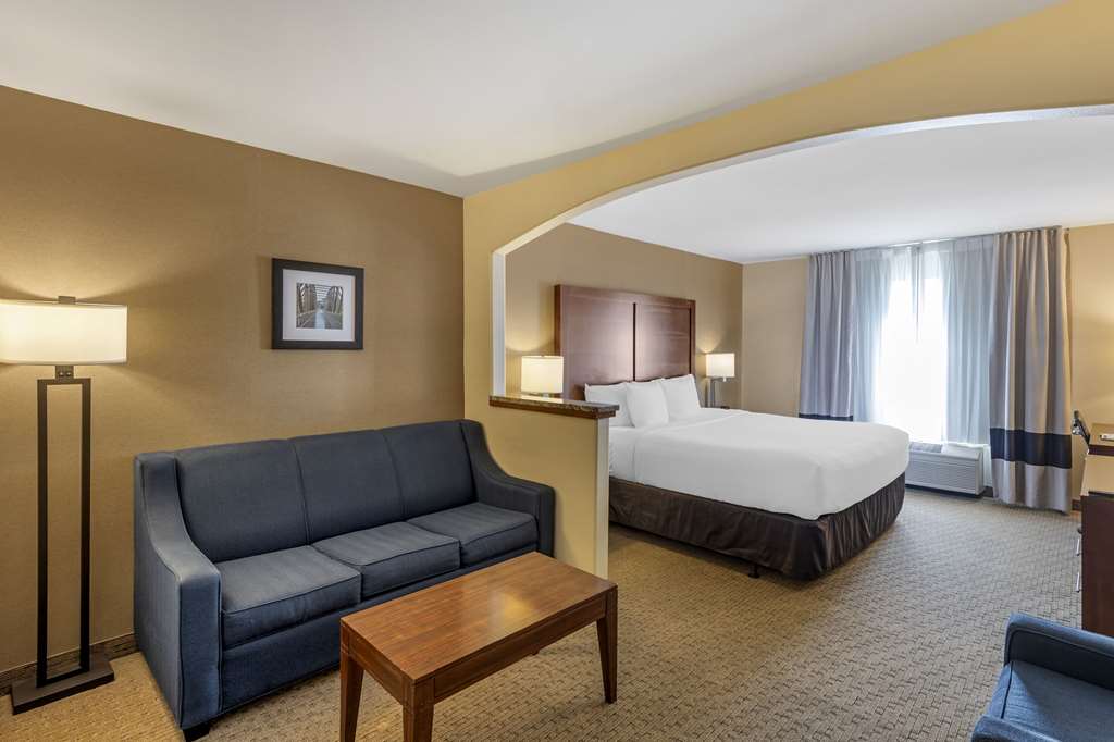 Comfort Inn & Suites Gillette near Campbell Medical Center - photo 25