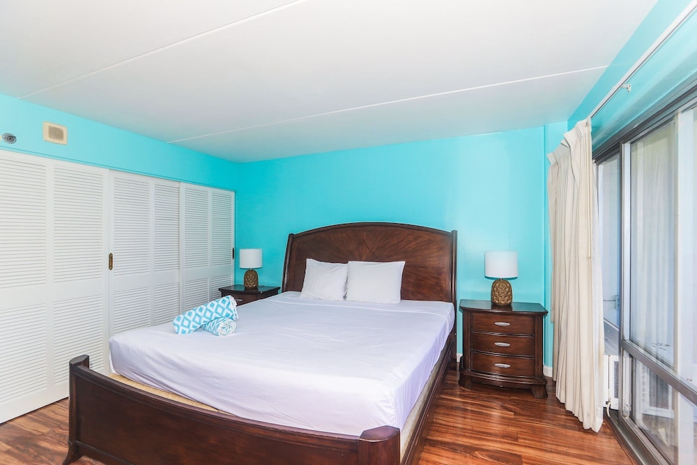 Ilikai Tower 1934 Condo with Fully Equipped Kitchen Great for longer stays by RedAwning - photo 6