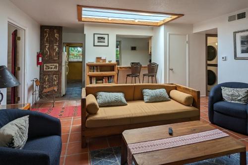 Casa Oeste — 4-Star Luxury Hotel in Santa Fe, United States