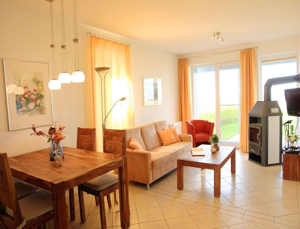 Ferienwohnung im Ferienpark Mueritz — 4-Star Luxury Hotel in Rechlin, Germany