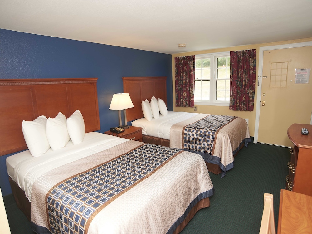 Swiss Chalets Village Inn - photo 37