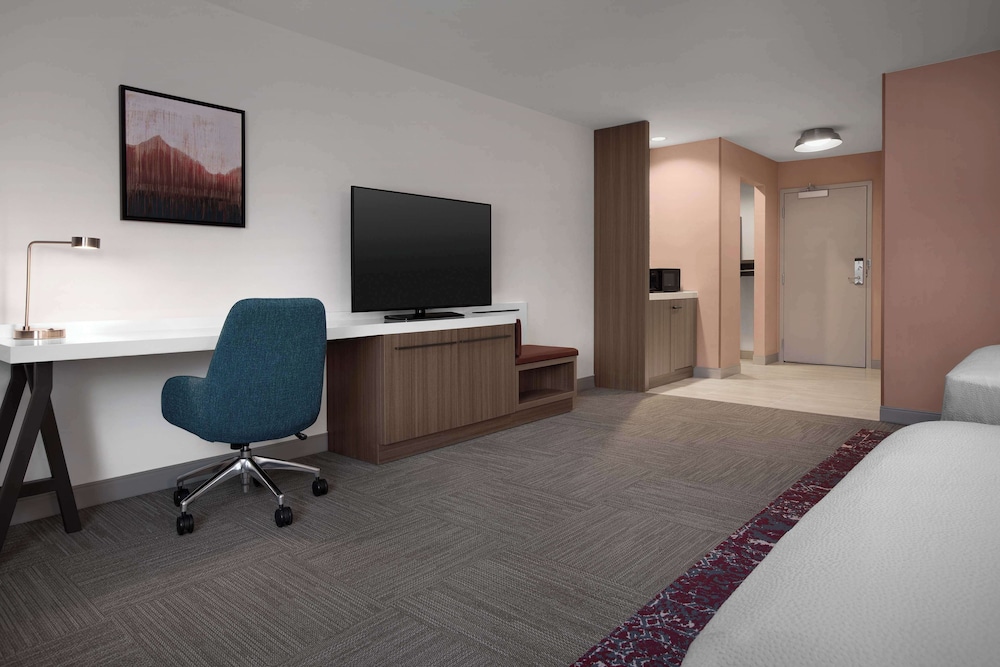 Hilton Garden Inn Denver Airport Tower Road - photo 9