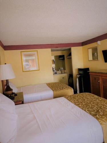 River Side Inn - photo 12