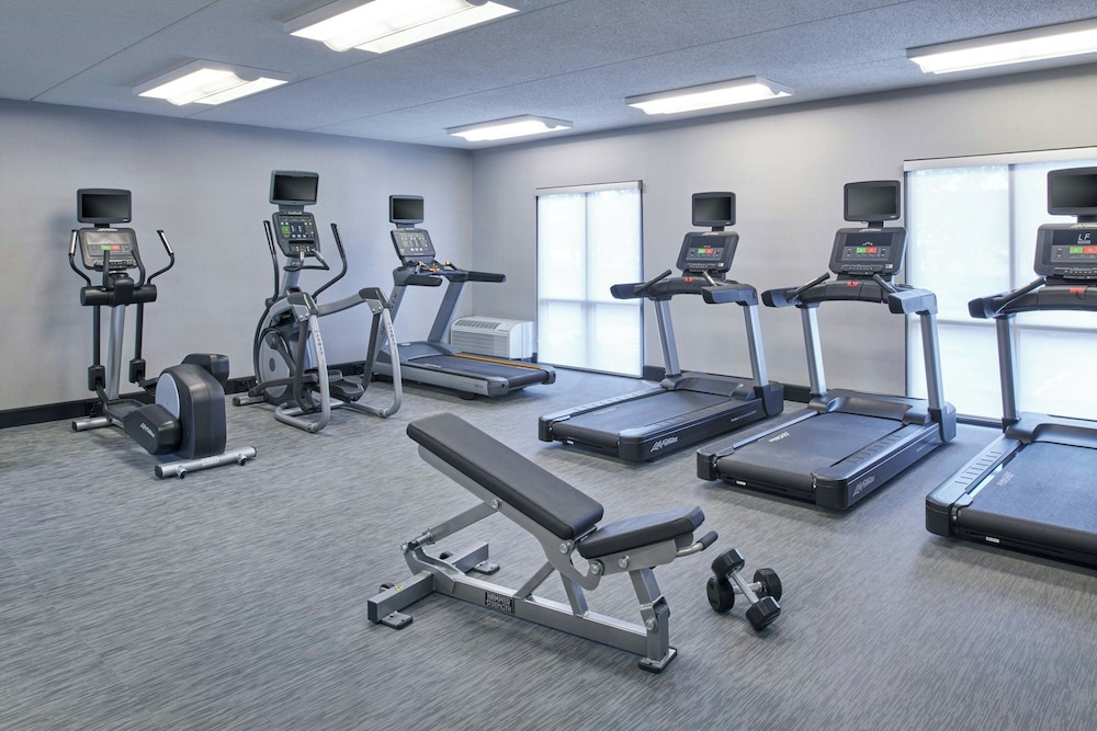 Courtyard by Marriott Chicago Highland Park Northbrook - photo 22