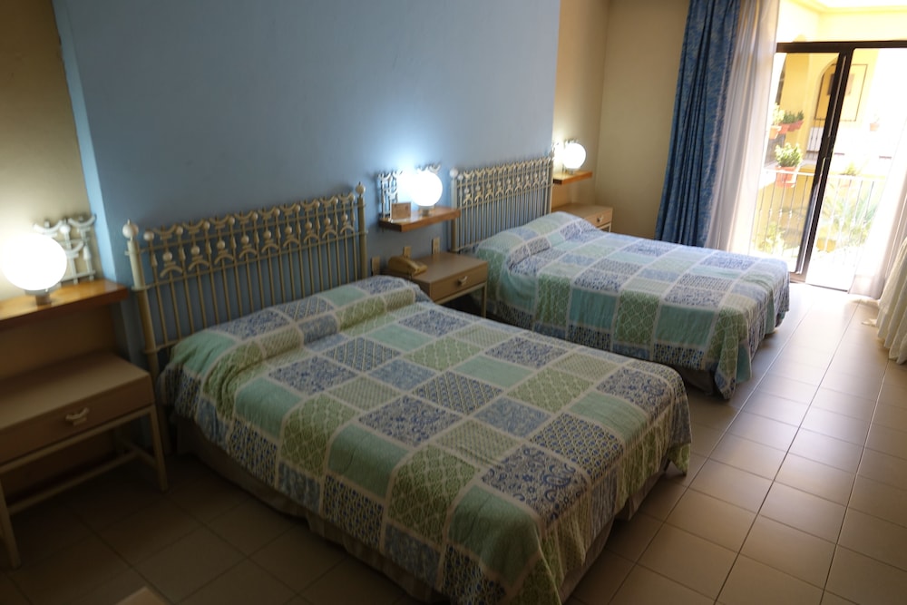 Hotel America — Colima — photo 5