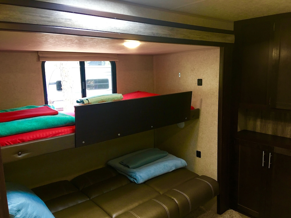 Enduro RV Citrus Valley Resort - photo 4