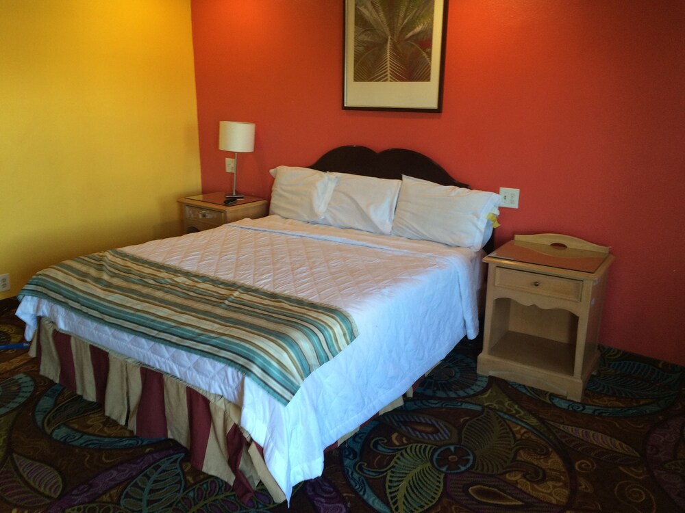 Long Beach Motel - photo 10